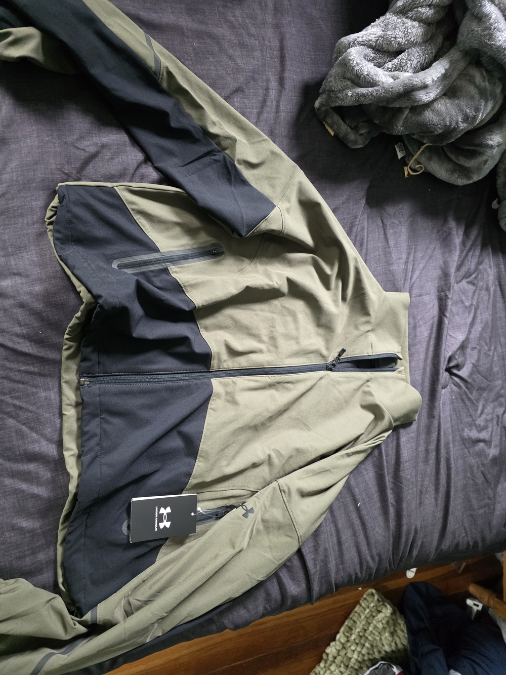 Under Armour Olive Green and Black Performance Softshell Jacket